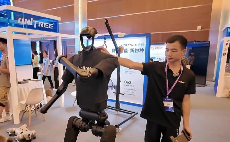 「央广时评」促进数字技术与制造业深度融合 让中国“智”造释放更多活力